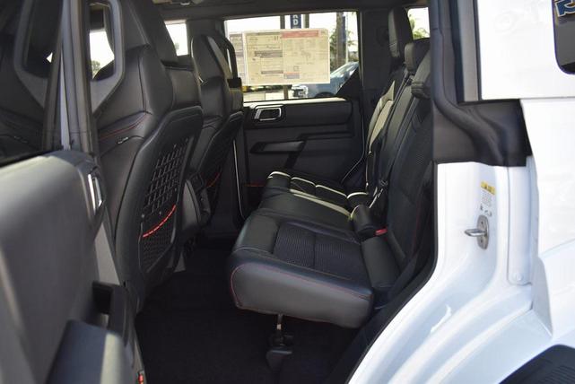 Photo of 2025 OXFORD WHITE Ford Bronco