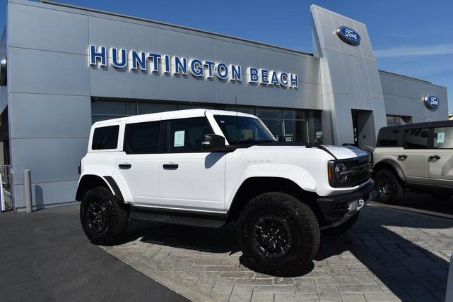 Photo of 2025 OXFORD WHITE Ford Bronco