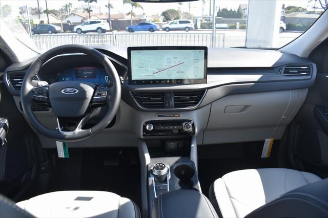 Photo of 2025 Space Silver Metallic Ford Escape PHEV