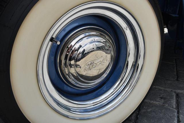 Photo of 1951 Blue Ford F100