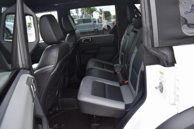 Photo of 2024 OXFORD WHITE Ford Bronco