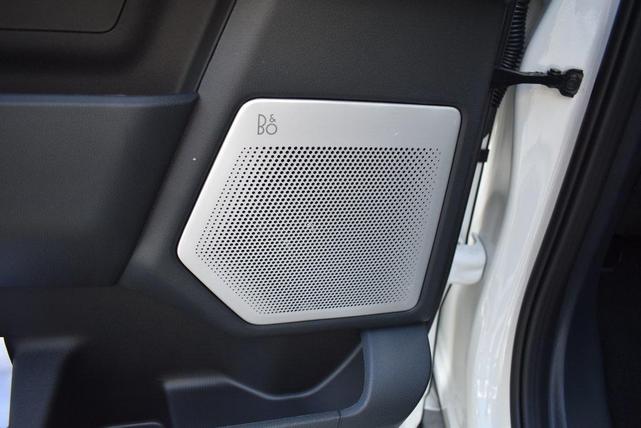 Photo of 2025 STAR WHITE METALLIC TRICOAT Ford F-150
