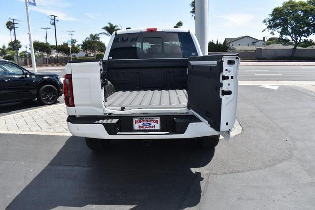Photo of 2025 STAR WHITE METALLIC TRICOAT Ford F-150