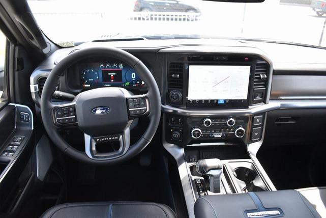 Photo of 2025 STAR WHITE METALLIC TRICOAT Ford F-150