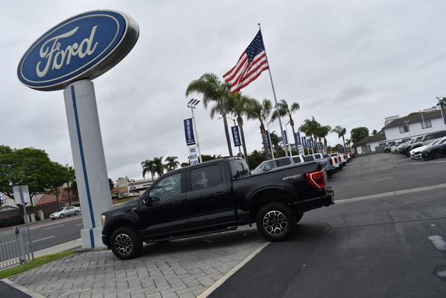 Photo of 2023 AGATE BLACK METALLIC Ford F-150