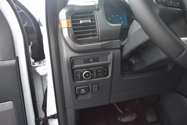 Photo of 2025 OXFORD WHITE Ford F-150