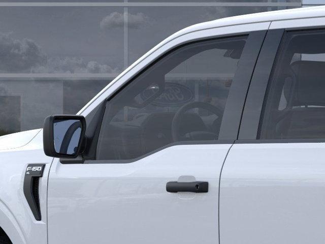 Photo of 2025 Oxford White Ford F-150