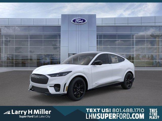 Photo of 2025 Star White Ford Mustang Mach-E