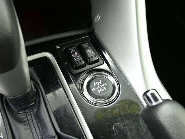 Photo of 2024 Labrador Black Pearl Mitsubishi Eclipse Cross