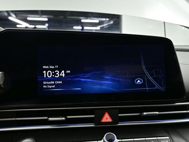 Photo of 2025 Metal Hyundai ELANTRA HEV