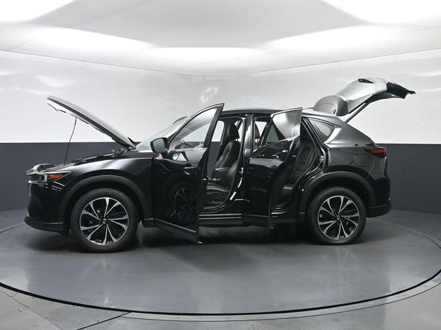 Photo of 2023 Jet Black Mica Mazda CX-5