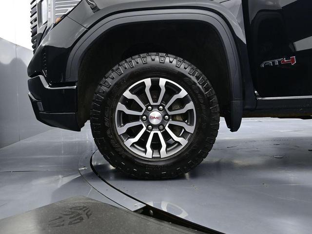 Photo of 2022 Onyx Black GMC Sierra 1500