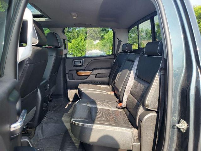 Photo of 2018 Graphite Metallic Chevrolet Silverado 2500