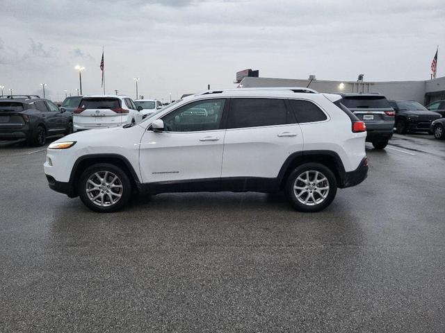 Photo of 2014 Bright White Clearcoat Jeep Cherokee