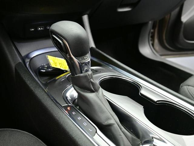 Photo of 2023 Mineral Gray Metallic Chevrolet Malibu