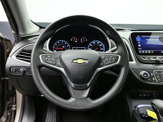 Photo of 2023 Mineral Gray Metallic Chevrolet Malibu