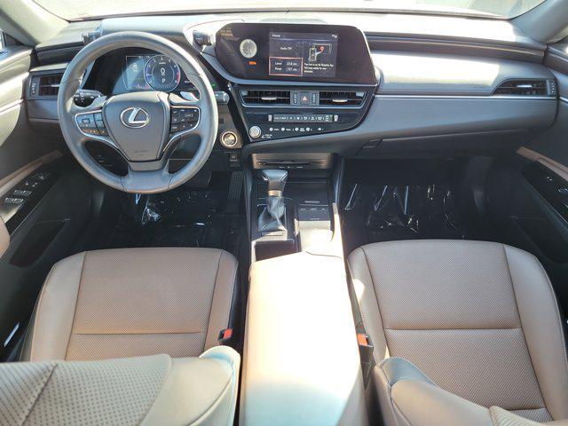 Photo of 2022 Matador Red Mica Lexus ES 350