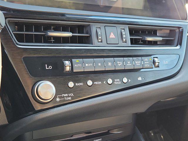 Photo of 2022 Matador Red Mica Lexus ES 350