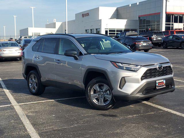 Photo of 2025 Silver Sky Metallic Toyota RAV4 Hybrid