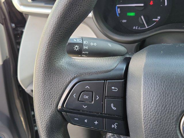 Photo of 2022 Predawn Gray Mica Toyota Sienna