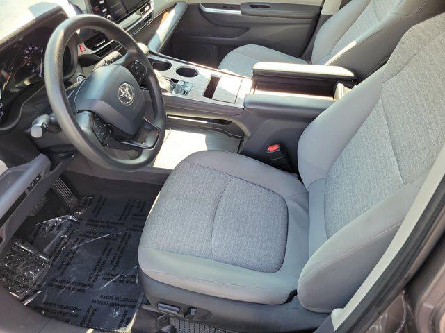 Photo of 2022 Predawn Gray Mica Toyota Sienna