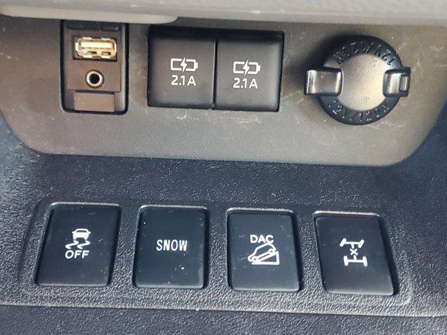 Photo of 2017 Predawn Gray Mica Toyota Highlander