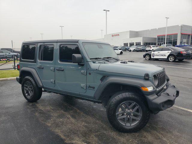 Photo of 2024 Anvil Clear Coat Jeep Wrangler