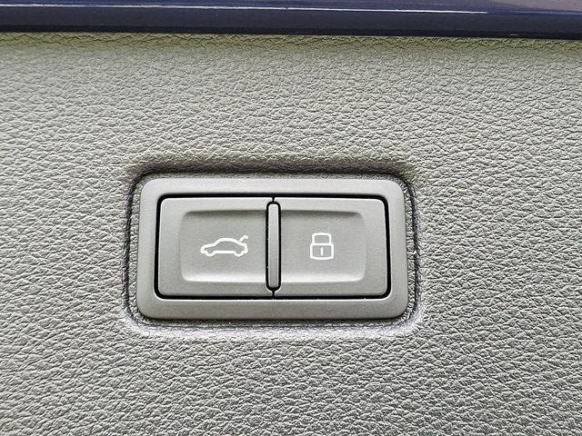 Photo of 2024 NAVARRA BLUE Audi Q7