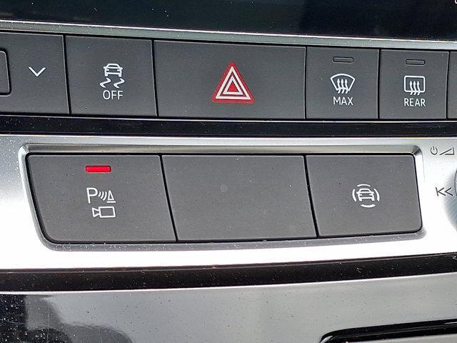 Photo of 2024 NAVARRA BLUE Audi Q7