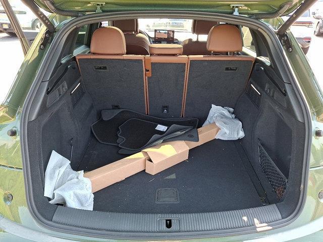Photo of 2025 DISTRICT GREEN Audi Q5