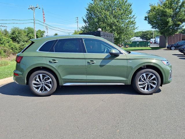Photo of 2025 DISTRICT GREEN Audi Q5