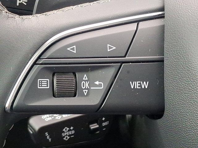 Photo of 2025 MYTHOS BLACK Audi Q7