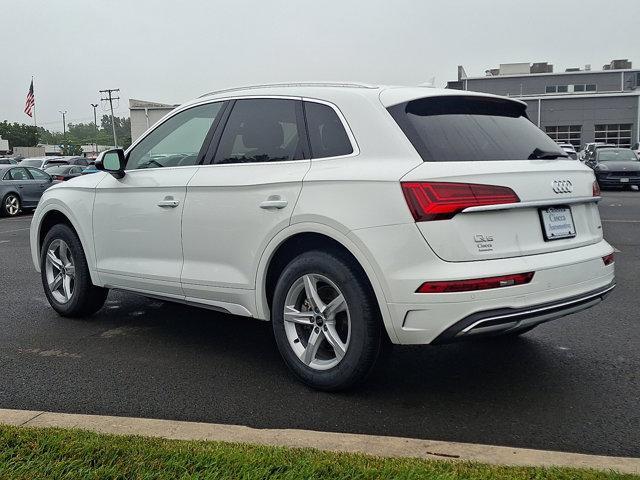 Photo of 2022 Ibis White Audi Q5