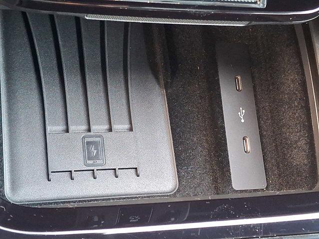 Photo of 2025 Quartzite Grey Metallic Porsche Cayenne