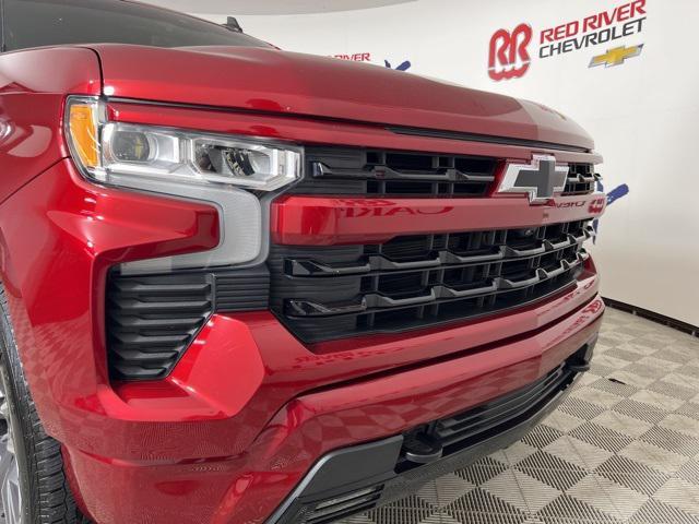 Photo of 2022 Cherry Red Tintcoat Chevrolet Silverado 1500