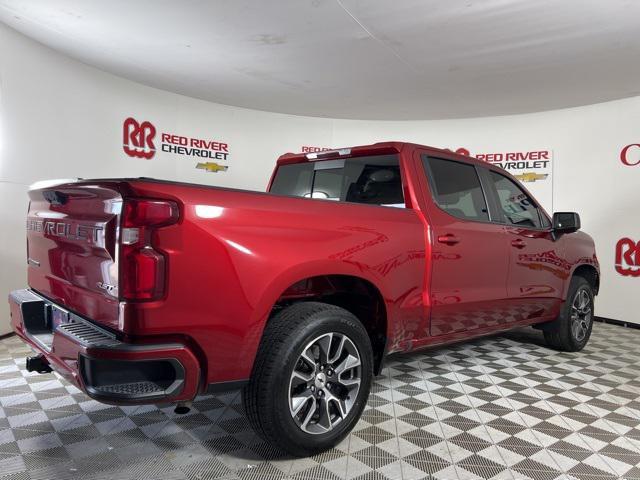 Photo of 2022 Cherry Red Tintcoat Chevrolet Silverado 1500