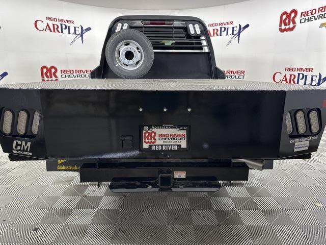 Photo of 2025 Summit White Chevrolet Silverado 3500