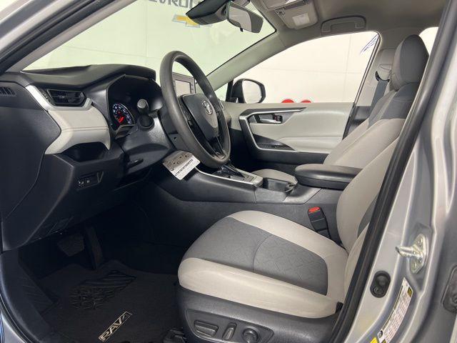 Photo of 2022 Silver Sky Metallic Toyota RAV4