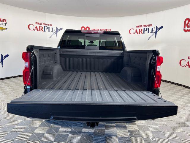Photo of 2019 Black Chevrolet Silverado 1500