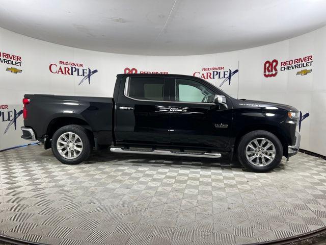 Photo of 2019 Black Chevrolet Silverado 1500