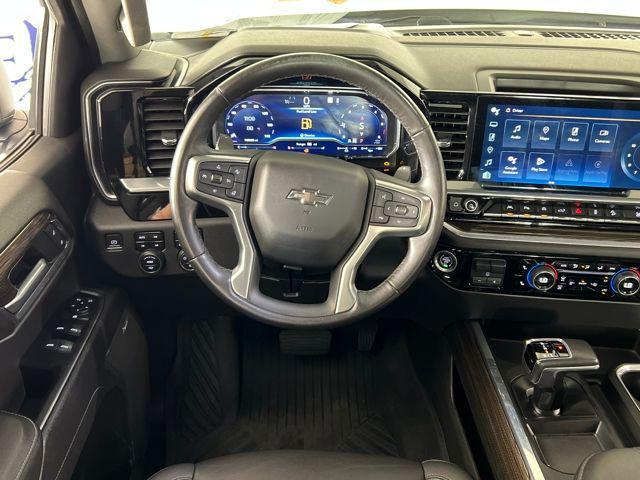 Photo of 2022 Silver Ice Metallic Chevrolet Silverado 1500