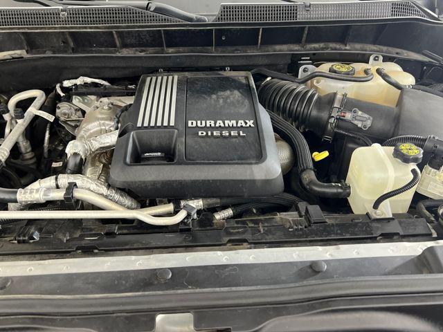 Photo of 2022 Silver Ice Metallic Chevrolet Silverado 1500