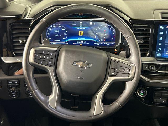 Photo of 2022 Silver Ice Metallic Chevrolet Silverado 1500