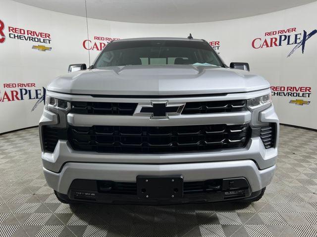 Photo of 2022 Silver Ice Metallic Chevrolet Silverado 1500