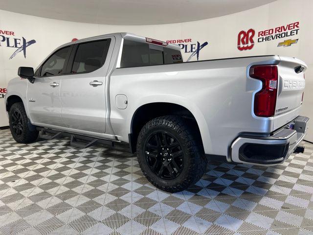 Photo of 2022 Silver Ice Metallic Chevrolet Silverado 1500