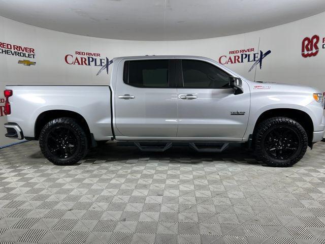 Photo of 2022 Silver Ice Metallic Chevrolet Silverado 1500