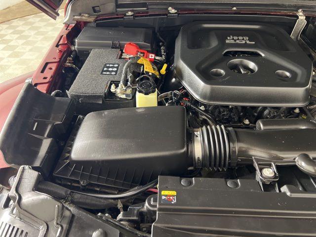 Photo of 2021 Snazzberry Pearlcoat Jeep Wrangler Unlimited