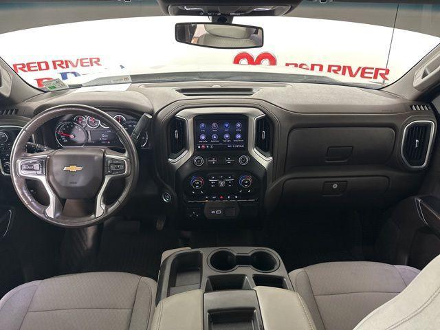 Photo of 2020 Silver Ice Metallic Chevrolet Silverado 1500