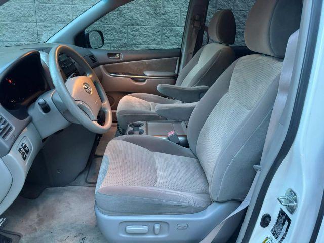 2009 Toyota Sienna