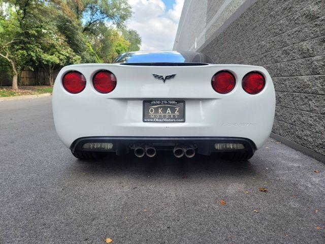 Photo of 2008 White Chevrolet Corvette